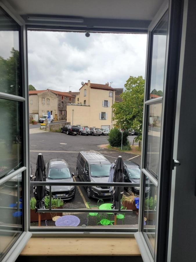 Chambres D'Hotes Du Bistrot D'Ici Saint-Saturnin  Exteriér fotografie